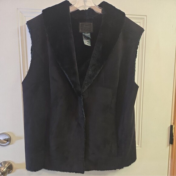 Ralph Lauren Jackets & Blazers - Ralph Lauren Black Faux Suede Vest Sz 3x Faux Fur